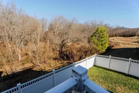 1428 Mandolin Avenue Grottoes VA 24441