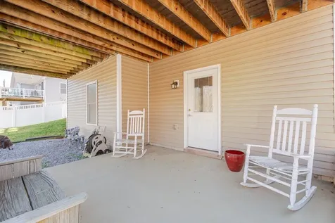 1428 Mandolin Avenue Grottoes VA 24441