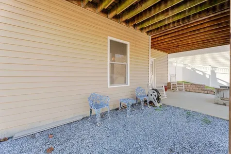1428 Mandolin Avenue Grottoes VA 24441