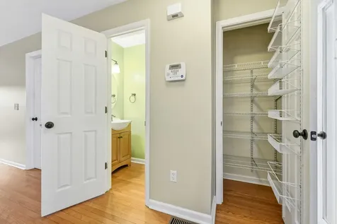 216 Walnut Drive Broadway VA 22815