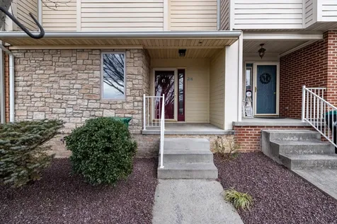 216 Walnut Drive Broadway VA 22815