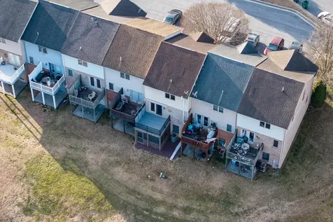 216 Walnut Drive Broadway VA 22815
