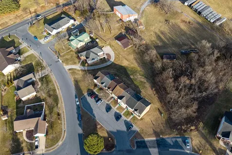 216 Walnut Drive Broadway VA 22815