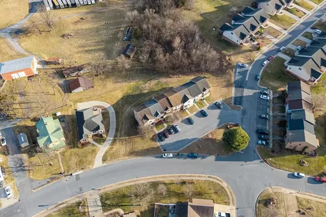 216 Walnut Drive Broadway VA 22815