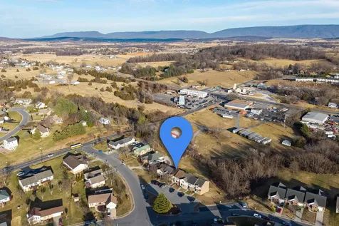 216 Walnut Drive Broadway VA 22815
