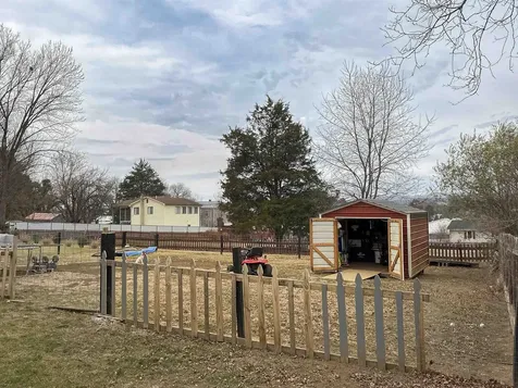 124 Linville Avenue S Broadway VA 22815