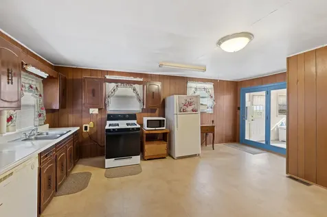 77 Hidden Acres Trail Waynesboro VA 22980