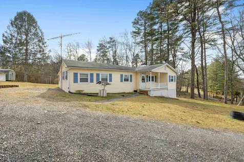 77 Hidden Acres Trail Waynesboro VA 22980