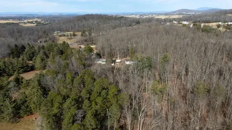 77 Hidden Acres Trail Waynesboro VA 22980