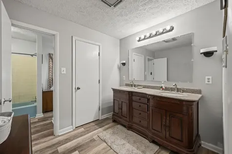 15 Painter Street Luray VA 22835