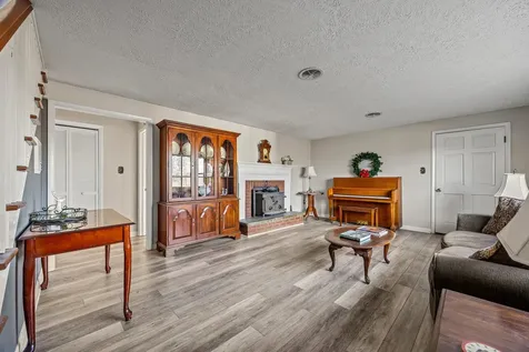 15 Painter Street Luray VA 22835