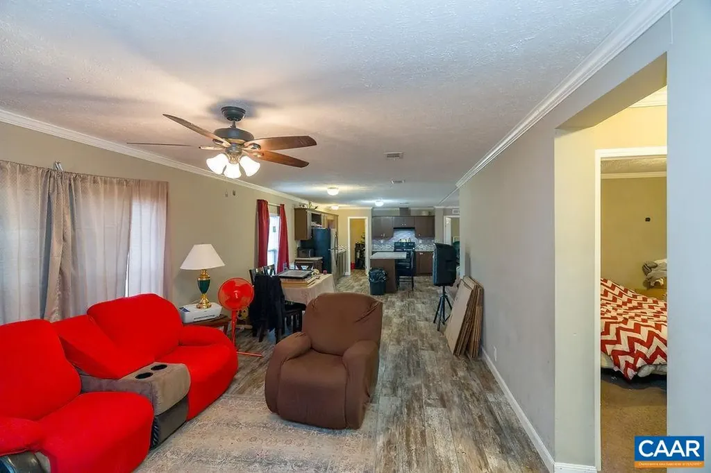 9272 Chestnut Grove Road Esmont VA 22937