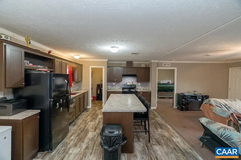 9272 Chestnut Grove Road Esmont VA 22937