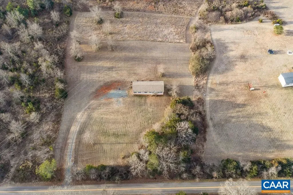 9272 Chestnut Grove Road Esmont VA 22937