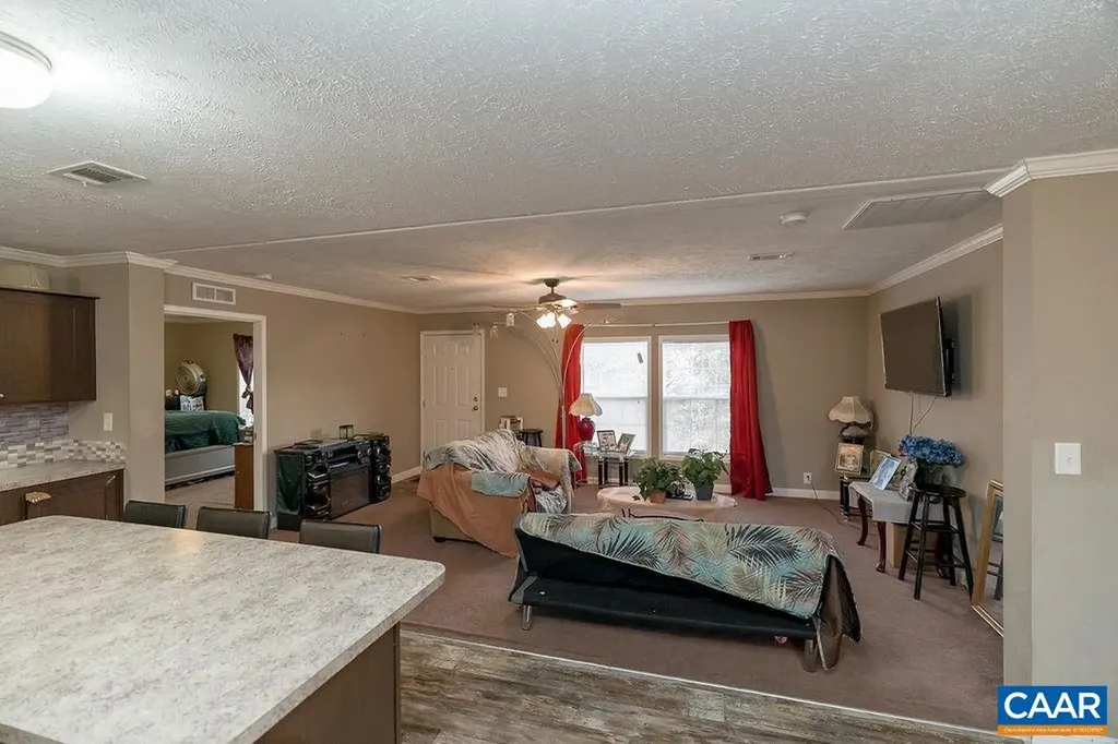 9272 Chestnut Grove Road Esmont VA 22937