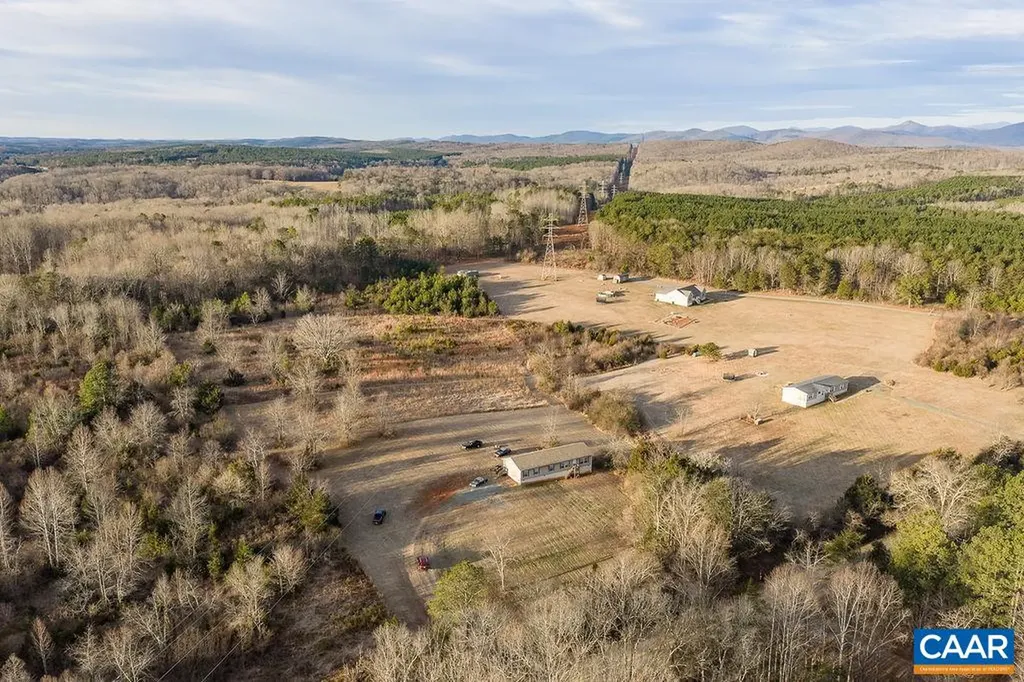 9272 Chestnut Grove Road Esmont VA 22937