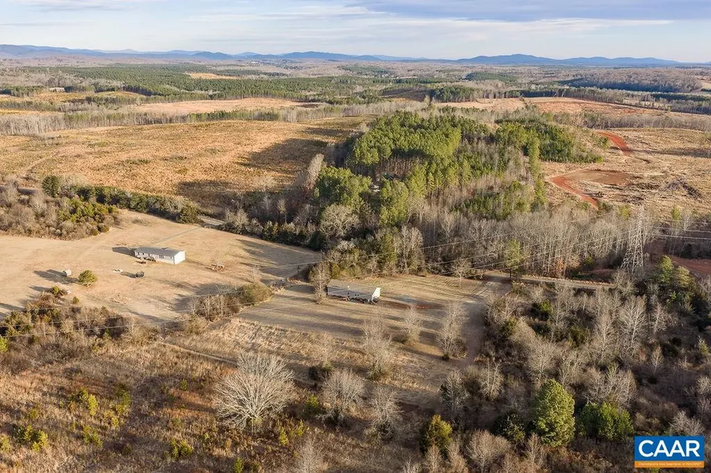 9272 Chestnut Grove Road Esmont VA 22937