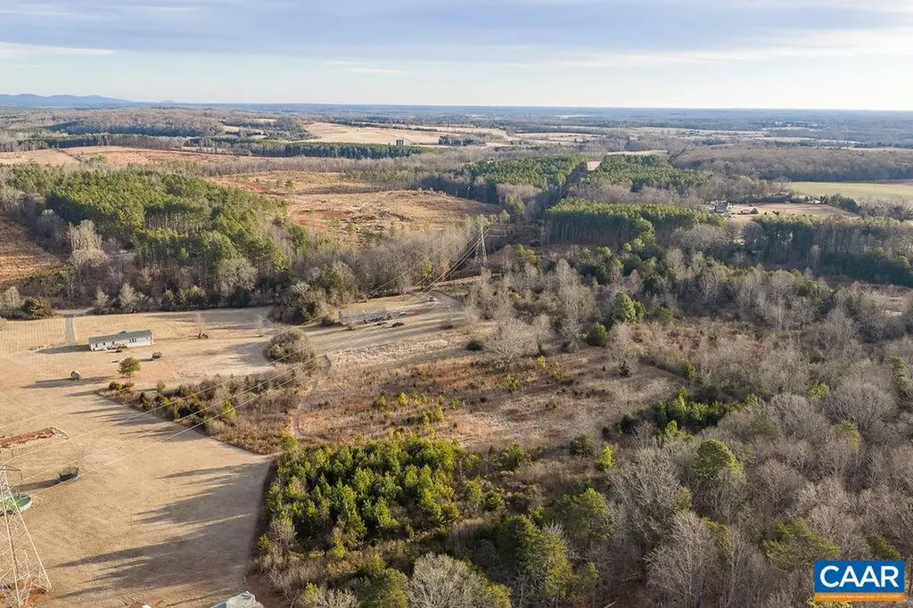 9272 Chestnut Grove Road Esmont VA 22937