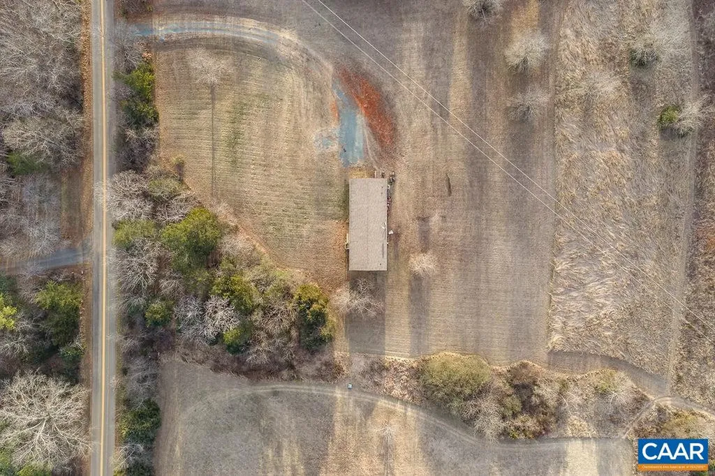 9272 Chestnut Grove Road Esmont VA 22937