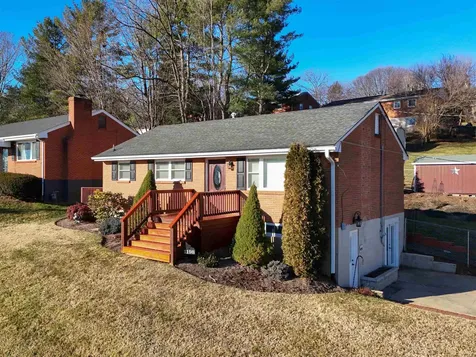 1198 Spaulding Street Staunton VA 24401