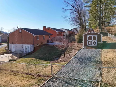 1198 Spaulding Street Staunton VA 24401