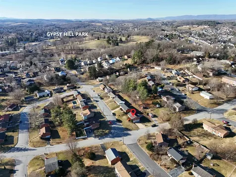 1198 Spaulding Street Staunton VA 24401