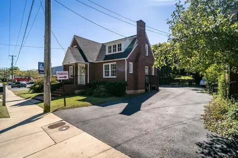 1110 Churchville Avenue Staunton VA 24401