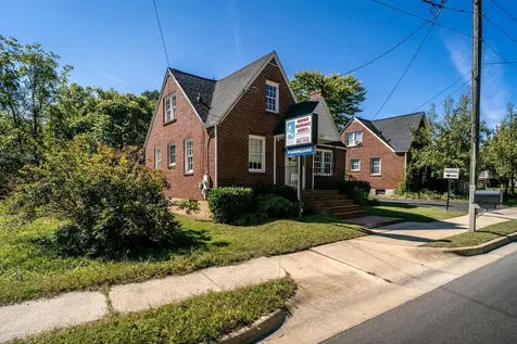 1110 Churchville Avenue Staunton VA 24401