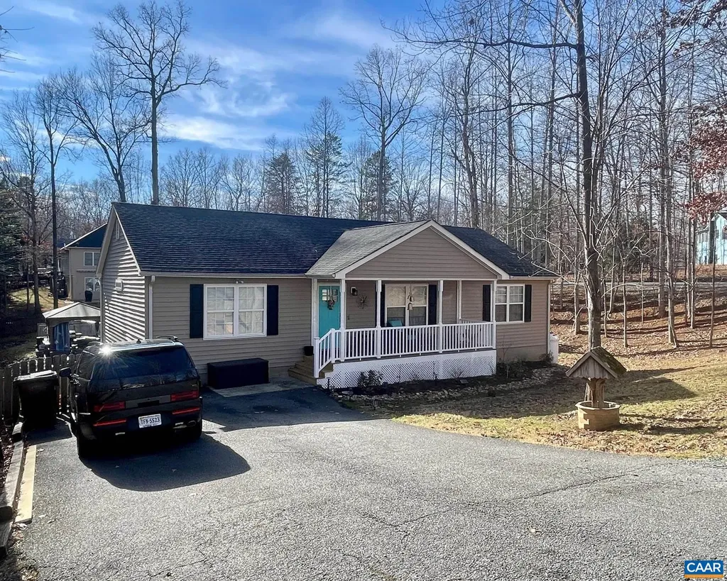 31 Laguna Road Palmyra VA 22963