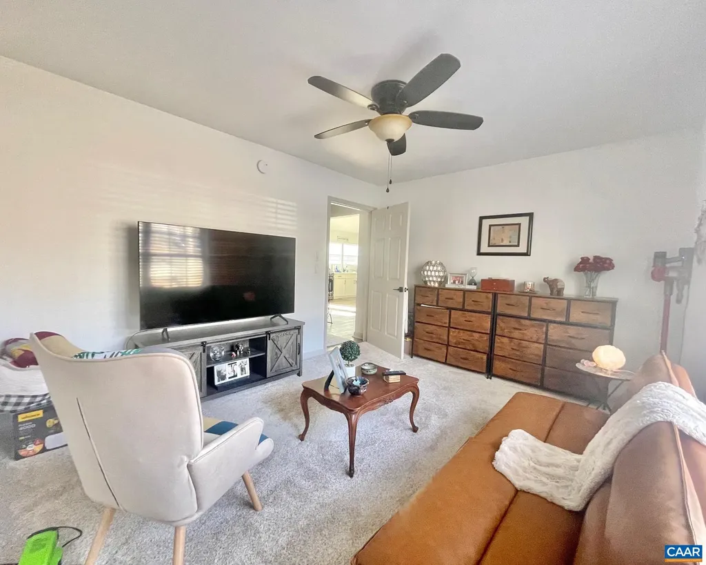 31 Laguna Road Palmyra VA 22963