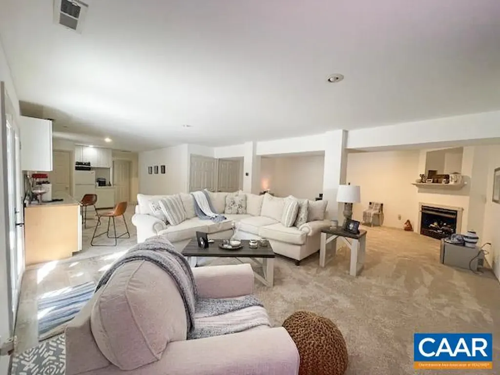 31 Laguna Road Palmyra VA 22963