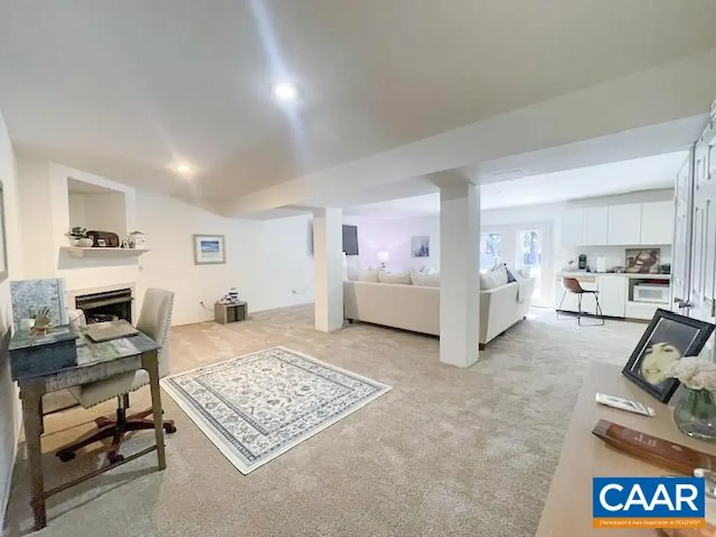 31 Laguna Road Palmyra VA 22963