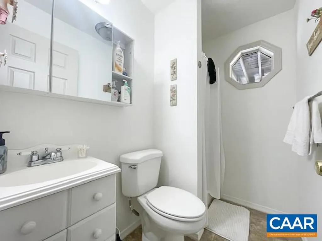 31 Laguna Road Palmyra VA 22963