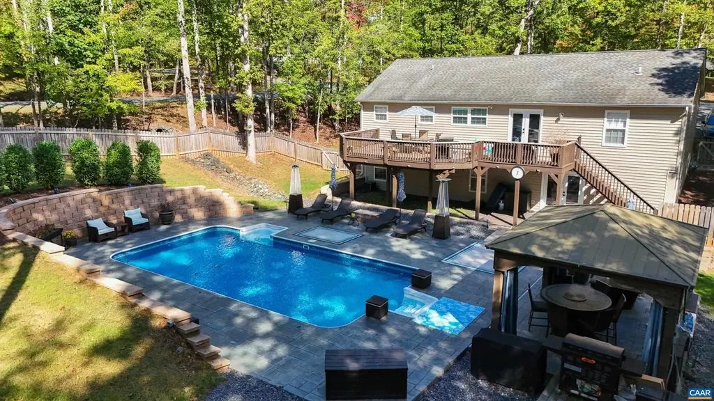 31 Laguna Road Palmyra VA 22963