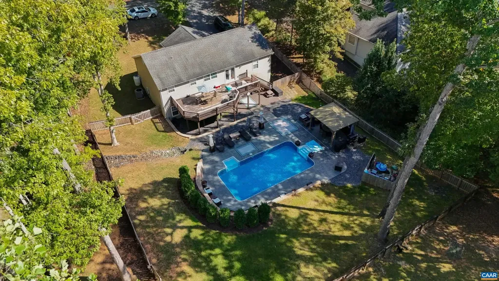 31 Laguna Road Palmyra VA 22963