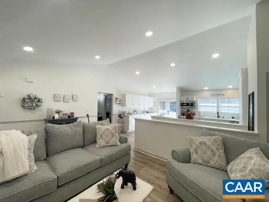 31 Laguna Road Palmyra VA 22963