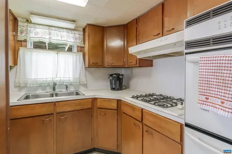 906 Alta Street Staunton VA 24401