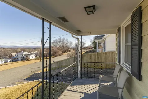 906 Alta Street Staunton VA 24401