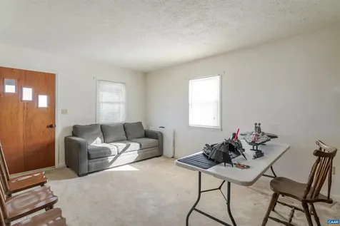 906 Alta Street Staunton VA 24401