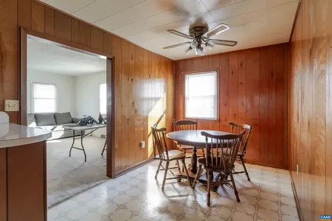 906 Alta Street Staunton VA 24401
