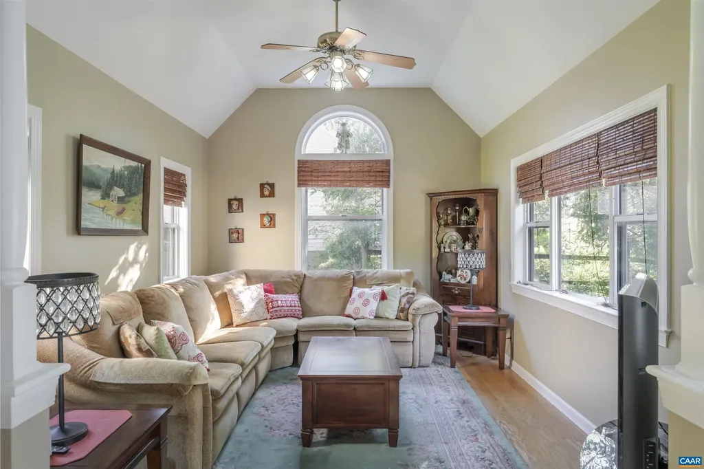 1645 Ravens Place Charlottesville VA 22911