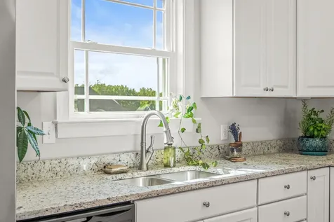 260 Windsor Drive Fishersville VA 22939