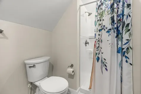 260 Windsor Drive Fishersville VA 22939