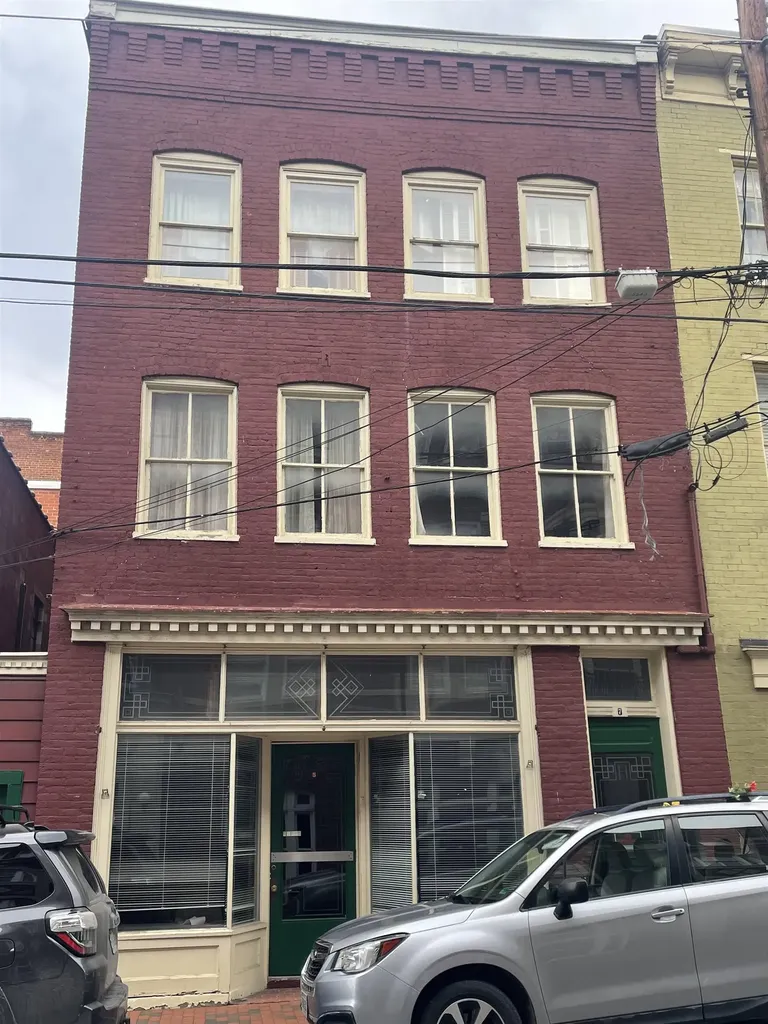 5 Frederick Street E Staunton VA 24401