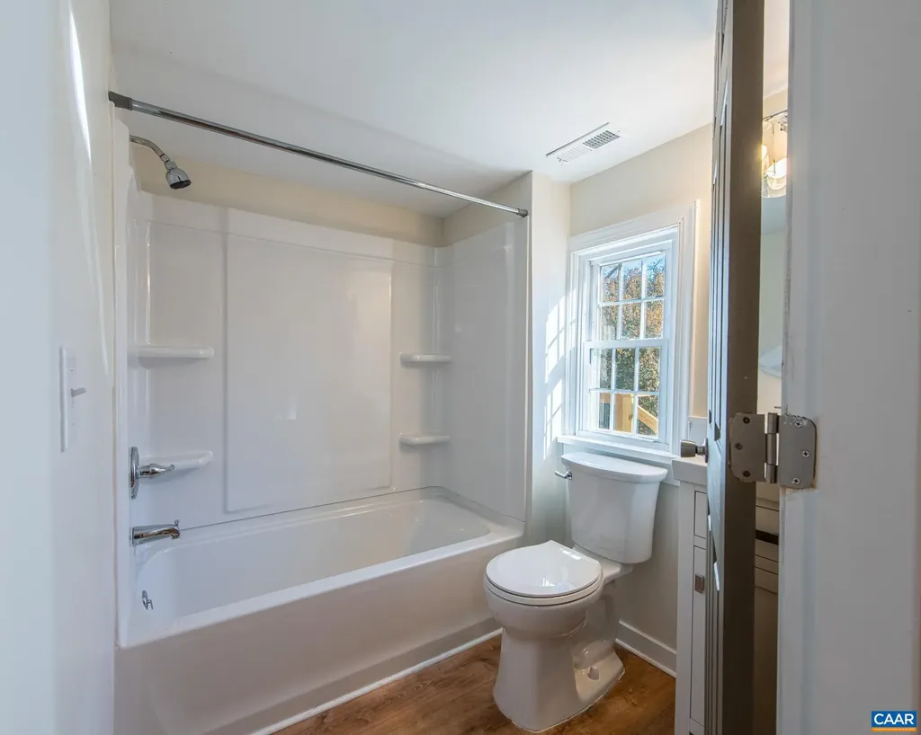 7569 Porters Road Esmont VA 22937