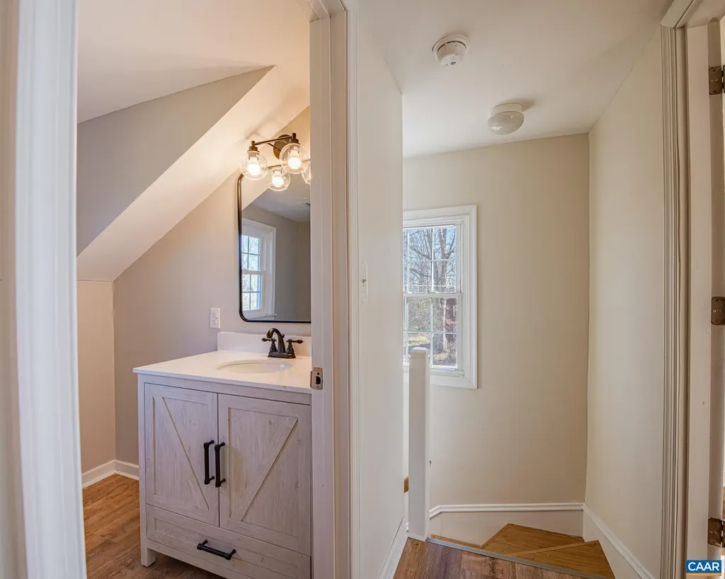 7569 Porters Road Esmont VA 22937