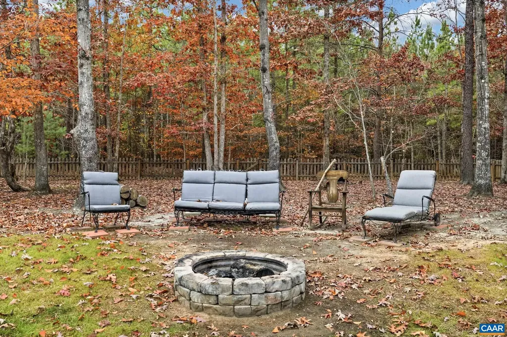 789 Pinehurst Drive Gordonsville VA 22942