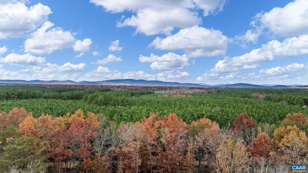 789 Pinehurst Drive Gordonsville VA 22942