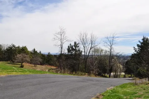 840 Commerce Road Staunton VA 24401