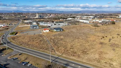 3.9 Ac Mount Clinton Pike Harrisonburg VA 22801